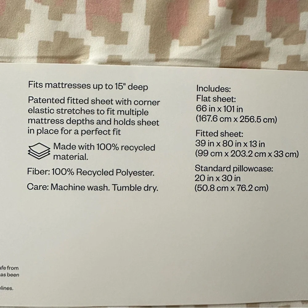 Room Essentials Microfiber Sheet Set in Cream and Pink Pattern Size Twin/Twin XL